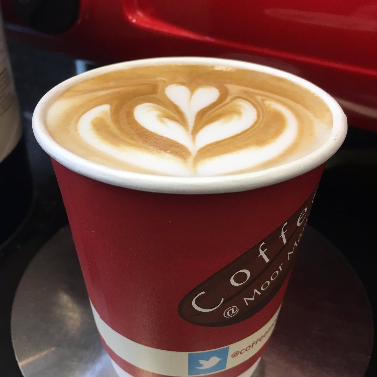coffeemoormkt's tweet photo. We're open this #sunday for the @sheffcitycentre light switch on! @TheMoorMarket #grabacoffee #keepyourhandswarm #sheffieldissuper https://t.co/LVVAxUd3zS
