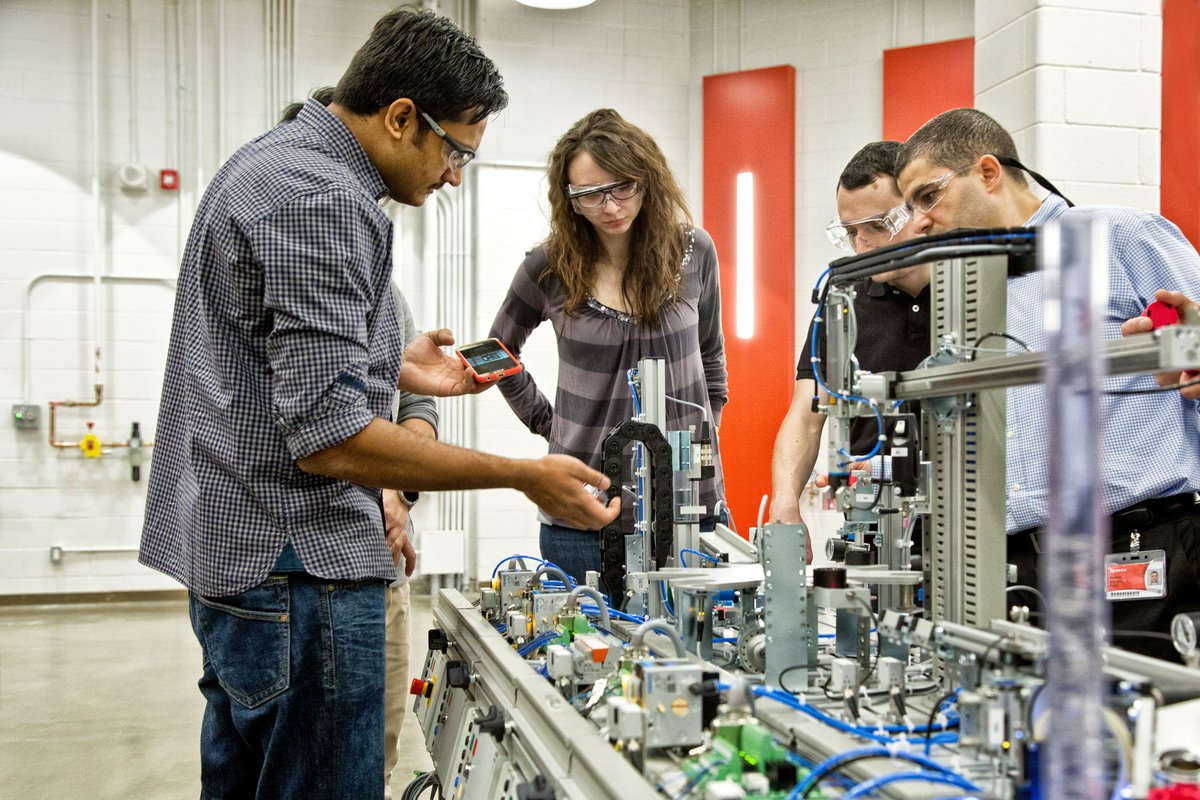 Seneca College (SenecaCollege) Twitter