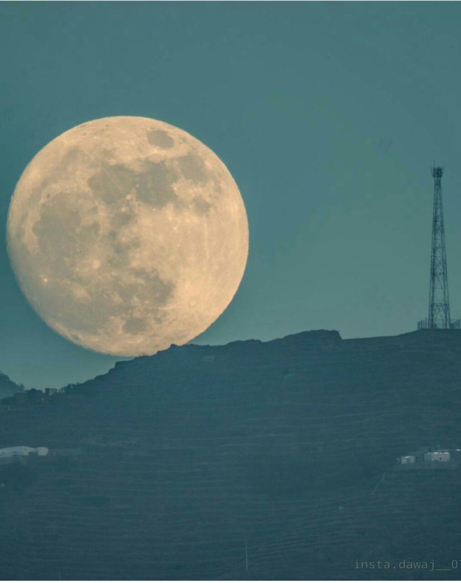 فـޢـقـޢـطـ خـޢـيـޢـآآآآآلـ On Twitter صوره القمر من جبال فيفا بدر بدر البدور قمره قمر انتي