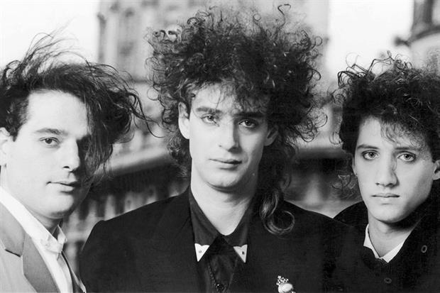 paranoydarg's tweet photo. Soda Stereo: Treinta años de ‘Signos’ https://t.co/kg3Lw60eLZ https://t.co/sZtBN6psHP