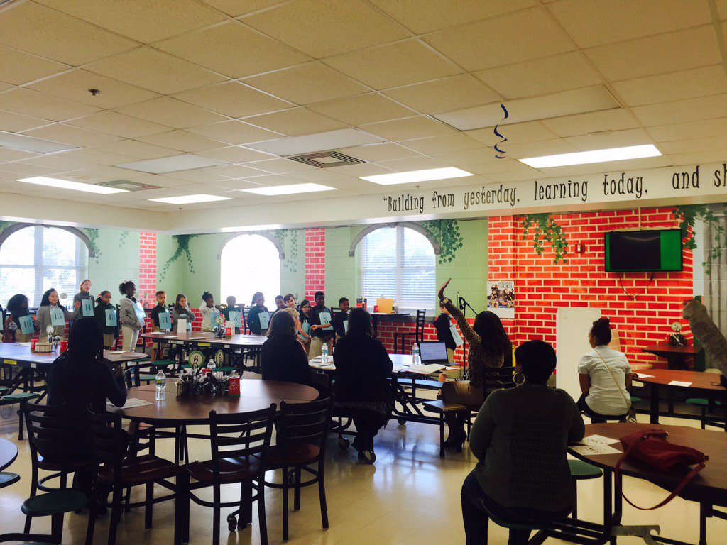 Spelling Bee Day <a href="/ERDPrincipal/">E.R. Dickson</a> <a href="/DicksonTigers/">E.R. Dickson Tigers</a> 🐝☺️