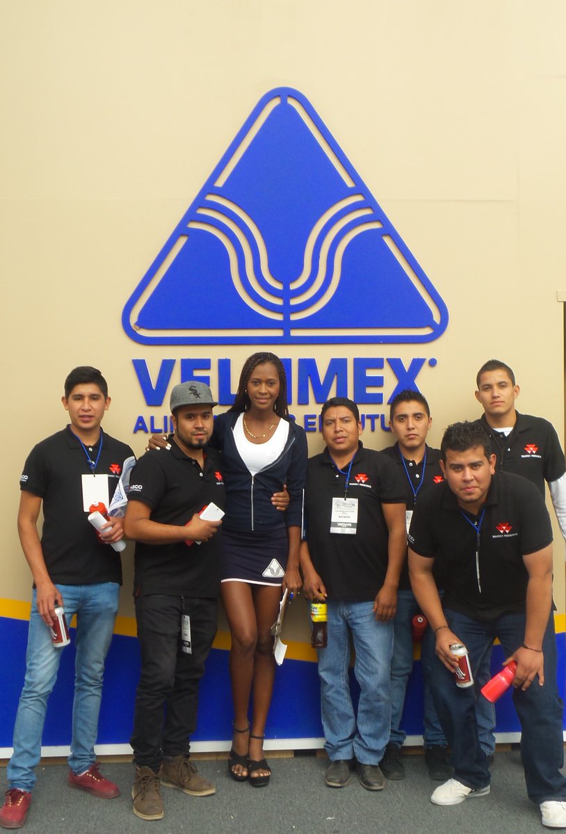 Velsimex's tweet photo. Una vez más, @Velsimex presente en la Expo @expoagro_gto!
Puedes bajas tus fotografías de la página oficial de Facebook @VelsimexSAdeCV https://t.co/nWmPFSWrXe