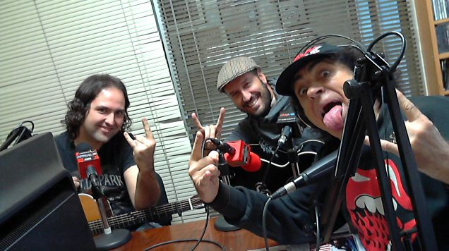 mariskalrock's tweet photo. Nuestro Mariskal EN DIRECTO con Charly Fernández (@CfnCharly) en la radio PARA TODO EL PLANETA: https://t.co/Osjj8TUTmR https://t.co/GNN7IHBPbN