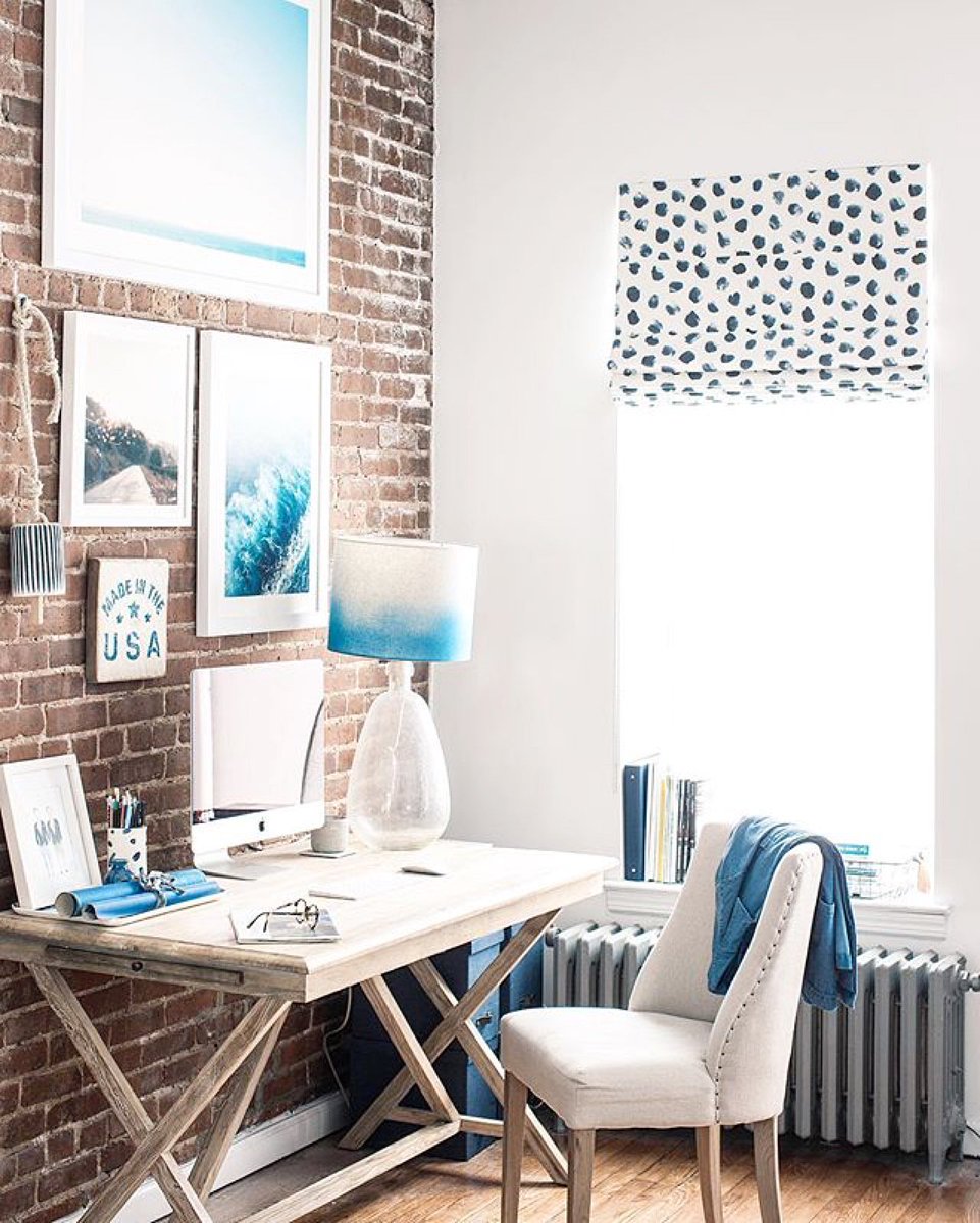 Who wouldn't want to work from home with this coastal inspired office nook? 

📷: @brightbazaar 
#NYC #NYCInteriors