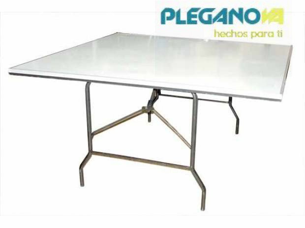 pleganova's tweet photo. Mesa cuadrada de 150x150 cm cubierta de fibra de vidrio 
#ComunicateaPleganova https://t.co/bJCvrravNW
