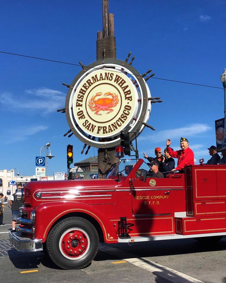 Veterans Day Parade in San Francisco! Thank you veterans! #VeteransDay #SanFrancisco #fishermanswharf #weekend