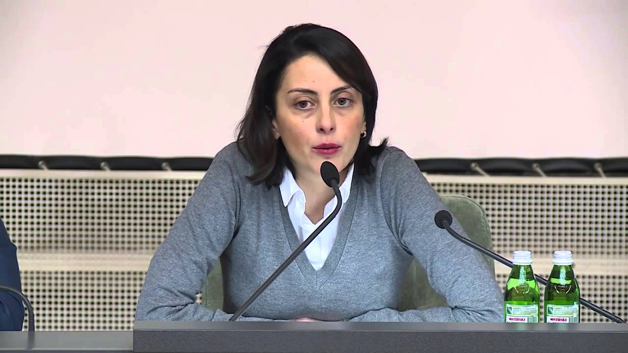 музее уличного фото андро деканоидзе последнее время бани
