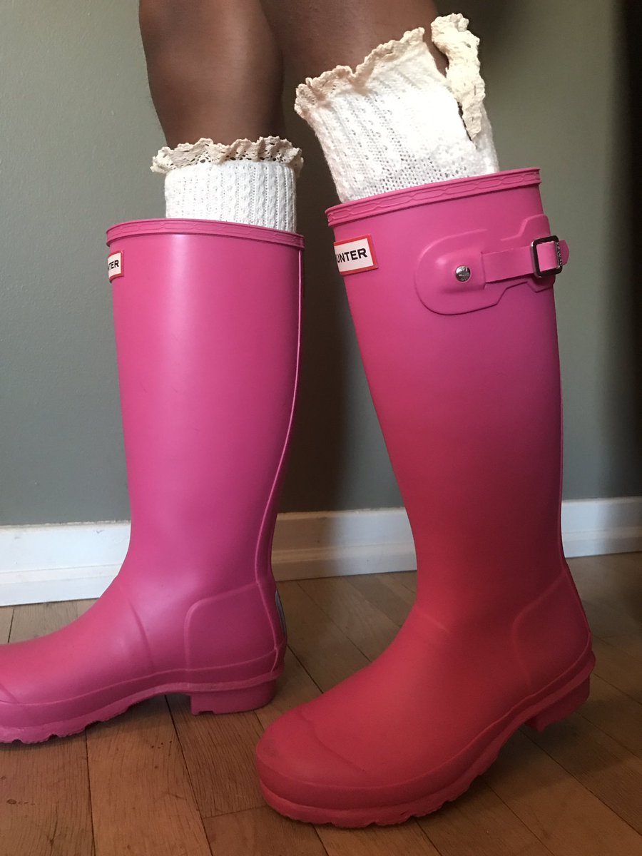 A_Little_Trendy's tweet image. Girls Knit Boot Cuffs available alittlebittrendy.com #kids #fallfashion #sockgame #sockswag