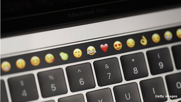 How did the USA election make you feel? Were you a 😃 or a 👎? 📻 bbc.in/2eXNjER