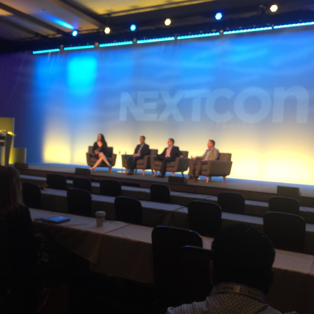 CathyBrown100's tweet photo. Leadership journey: "combination of skills &amp; traits." -NeilFeather "Build unique&amp;diverse team" -BenTurpin #nextcon16 https://t.co/19KAFJWBUZ