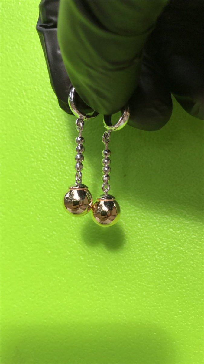 southerngrillz2's tweet photo. #sgz #dbz #fusion #earringz #10kgold https://t.co/sPh3N3jLZv