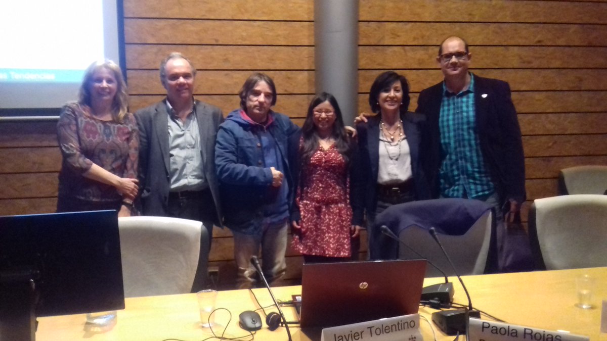 PRigorCultural's tweet photo. Cierre de las jornadas #PRigorCultural #URJC @NachoAres @Radio3Tolentino  @PaolaRojV https://t.co/z34mC1A376