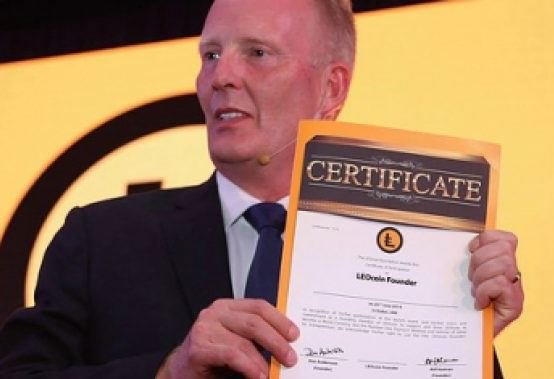 I'm holding #leocoin - simply because I KNOW it's a good investment!