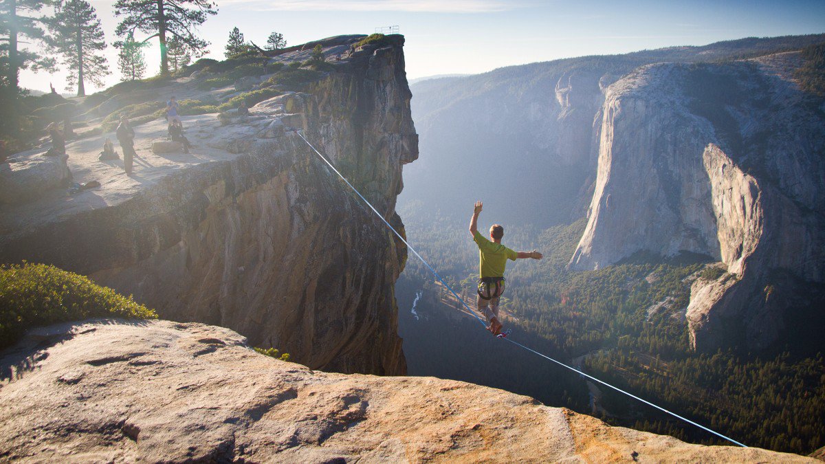 outsidemagazine's tweet photo. The back pain you're feeling from your desk job isn't in your head, so it's time to move: https://t.co/1d3zYXdGTW https://t.co/I7xJSY7FwV