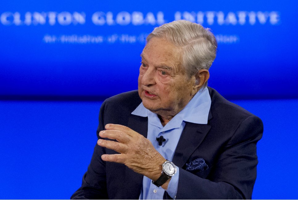 ShayLovesBernie's tweet photo. SOROS Prepares for War on Trump
https://t.co/gDhYQ94jWk
(Notice the background - Clinton Global Iniative) https://t.co/uUQH1RNxHP