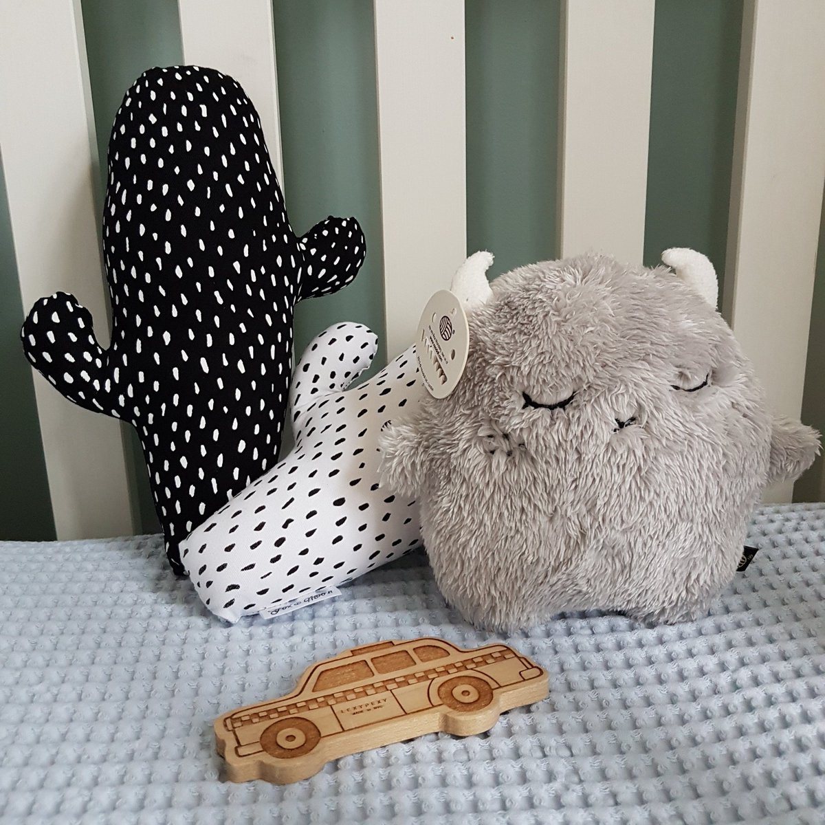 heertjepeertje's tweet photo. Who wouldn't sleep like a baby with these soft and dreamy cuddly toys... #Noodoll #FoxandMoon #LexyPexy #nursery #sleepytime #goodnight🌙 https://t.co/OTWzwhhHEM
