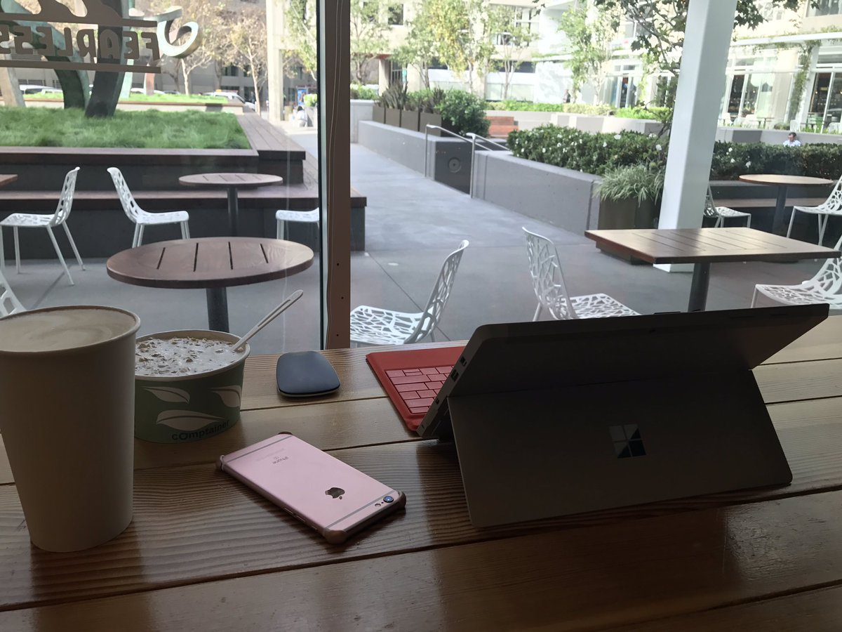 Enjoying breakfast at #fearlesscoffee with my #utomicdesign #iphonecase and #microsoftsurface