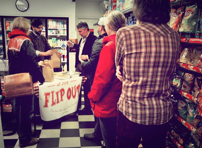BradGover's tweet photo. So much fun at #FlipOutOnFlowerHill!! Tks to all that came / More pop-ups soon 📷: @cakean https://t.co/VnVQ8nqmuK https://t.co/Co8ru2zoeS