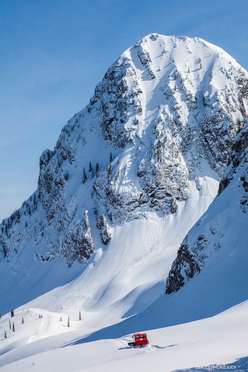 ThePowderHour tweet picture