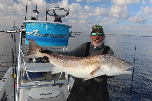 BaitMavericks's tweet photo. Top tips for catching bull redfish across both Carolinas: https://t.co/7XaWvF7UgR

#fishing #angler #fishinglife #gonefishing #itwasTHISbig https://t.co/ttbeOPE40Z