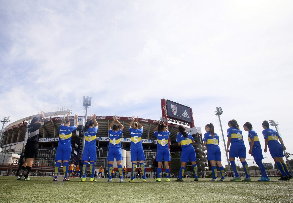 BocaJrsOficial's tweet photo. #FútbolFemenino #Boca igualó sin goles ante River como visitante. Las Gladiadoras siguen invictas en el certamen. ➡ https://t.co/KQ1FoeTd1X https://t.co/UnZUbFUAVF