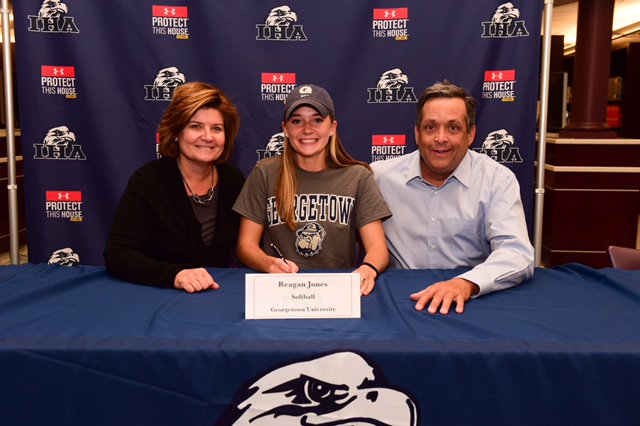 PatConlan23's tweet photo. Another future Hoya making it official.  @HoyaSoftball congratulates and welcomes @reagan_jones47. 
#HoyaSaxa https://t.co/qkI9sdAkXA