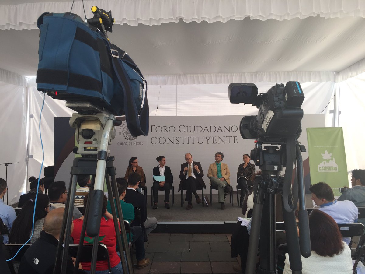 progresistaMX's tweet photo. Descriminalización y reducción de riesgos y daños: hacia un nuevo paradigma para la #ConstituciónCDMX @JorgHerreraV @zarasnapp @AChanonaB https://t.co/XqTpOsUUiz