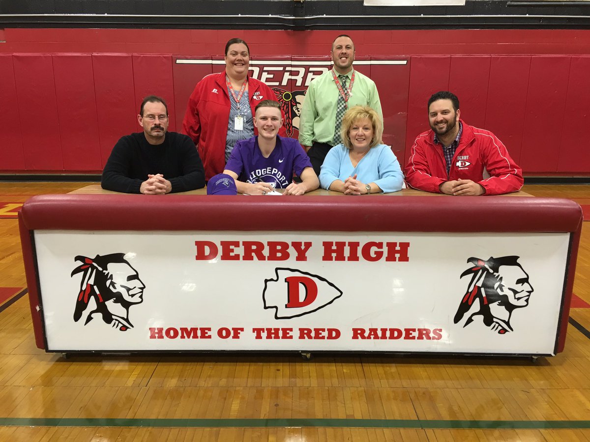 Congrats to Chris Flanigan on signing a NLI to the University of Bridgeport.