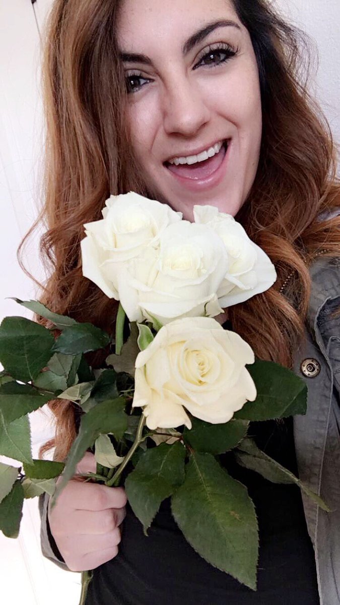 DeeMakky's tweet photo. Blessed with the greatest human❤️ #secondweekinarow #keeper https://t.co/k4oSWD1vOS