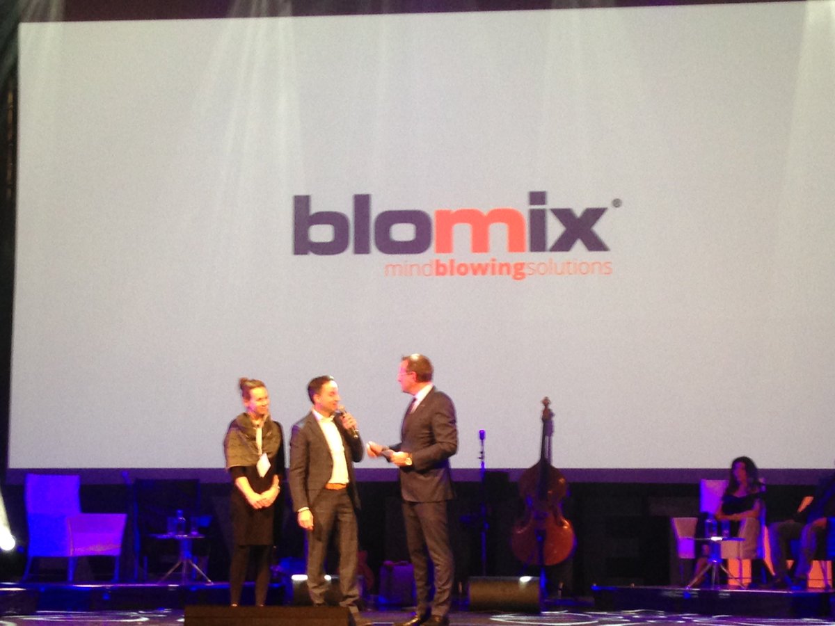 ejkoppe's tweet photo. ... en de winnaar van de @EconomyAward @RegioParkstad van dit jaar is #Blomix @dagvanhetmkb https://t.co/fNAEMJARR8