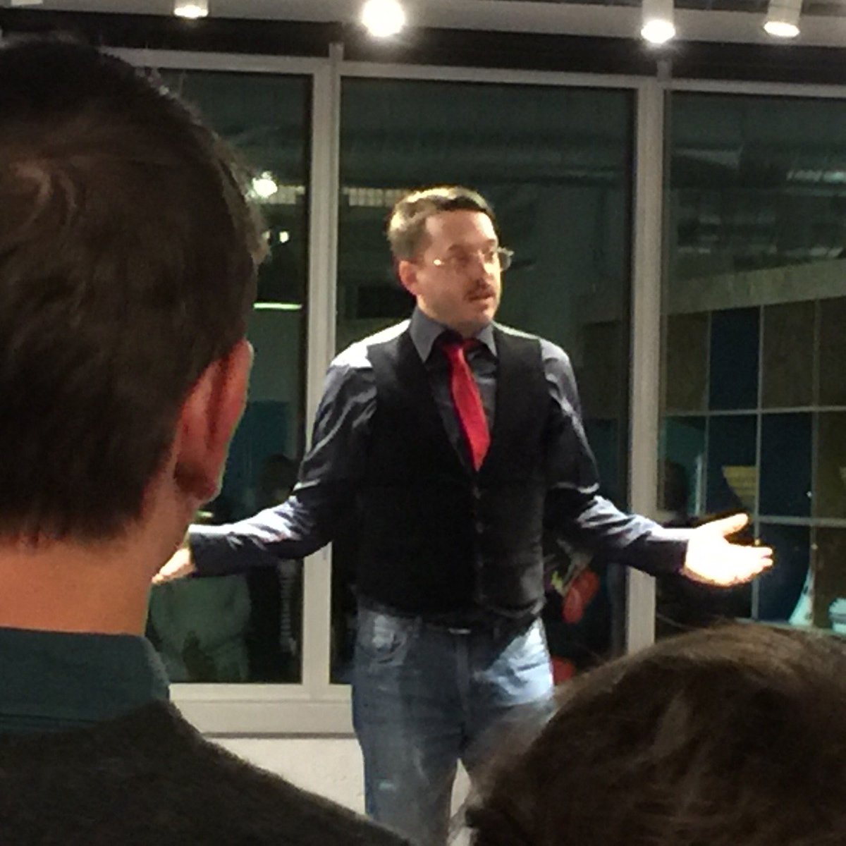 Denis Roy tweet media