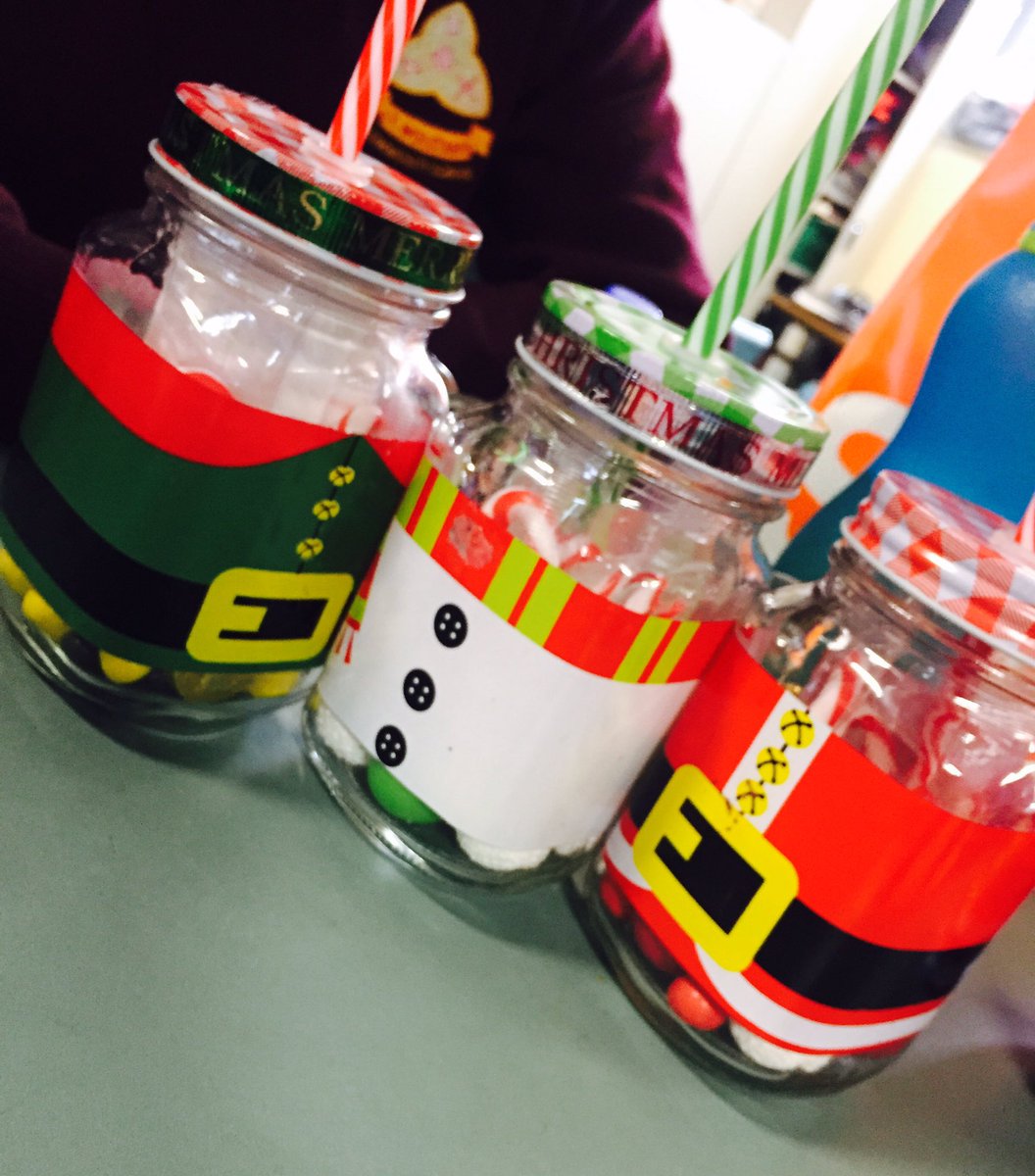positivepots_ty's tweet photo. Just a few close ups of our Christmas themed gift jars! Dm us for more info ✨ #KildareSEP https://t.co/JYXvMJDkYU