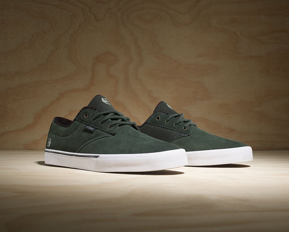 etnies's tweet photo. Jameson Vulc
NEW Holiday colorways are now available 👉 https://t.co/bohjpkB1nd https://t.co/yl6NTjlM5g
