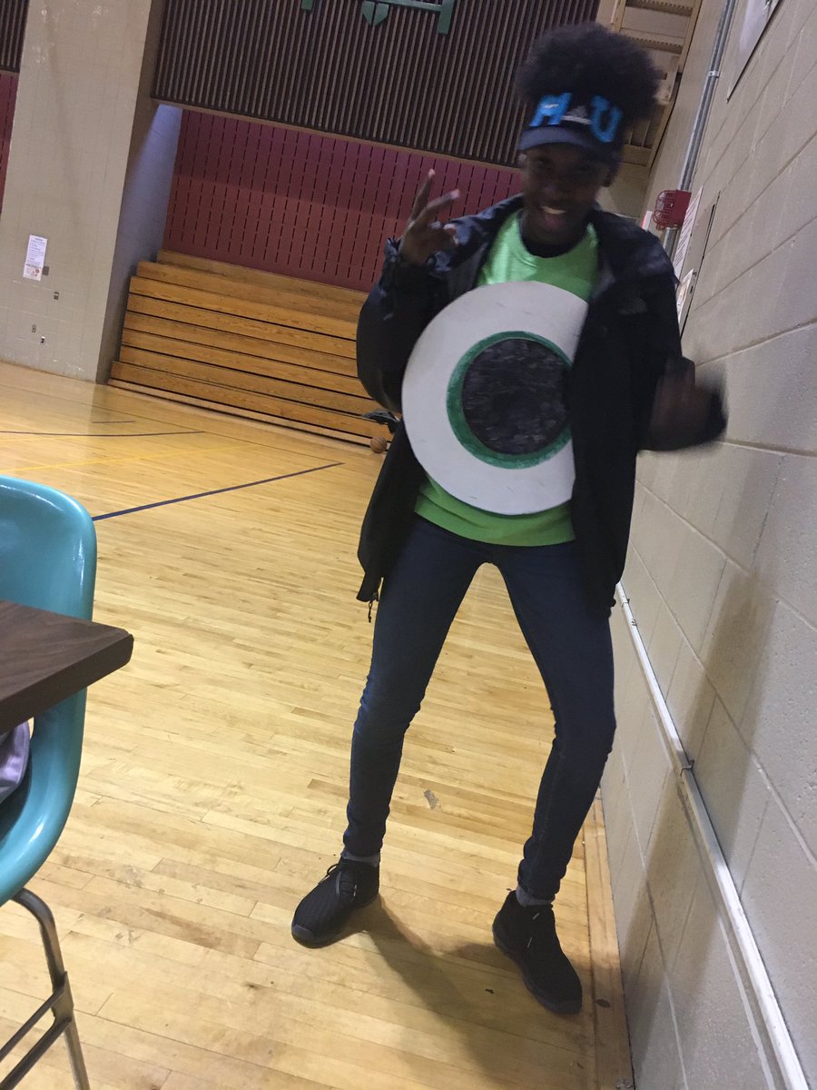 daijasymone's tweet photo. Homecoming part 2 Day 1 character day #sab #spiritweek2k16 #nccu #nccu20 โจMike L https://t.co/8wIBZYW0yg