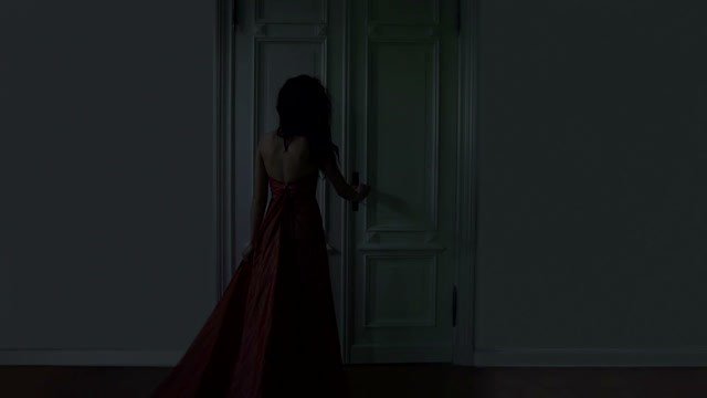 thestorieo's tweet photo. The Mystery Behind The Door https://t.co/3nzQbCTPIr https://t.co/FuxJdK9KXm