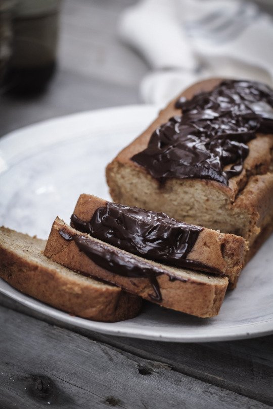taeyeon and banana bread with chocolate ganache