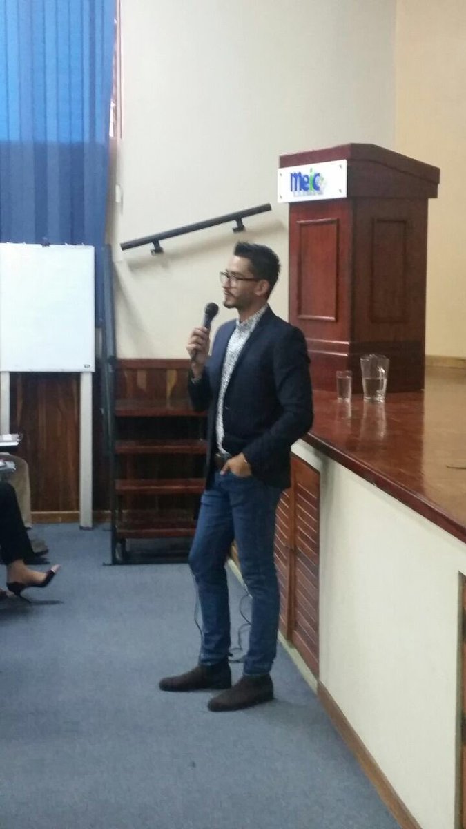 MEIC_crc's tweet photo. Charla: Cómo Hacer Crecer su Emprendimiento por Medio de Las Redes Sociales, con Ián Sánchez.
#SICAEmprende #GEW2016 #YoMeLaCreo #gewcr https://t.co/vftK9f7L8E