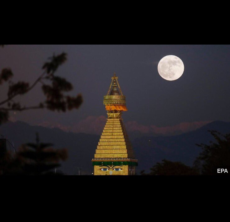 KentonCool's tweet photo. Super moon over the Boudhanath Stupa Kathmandu. After the earthquake of 2015 this image fills me with hope for Nepal. https://t.co/r69debb7xh
