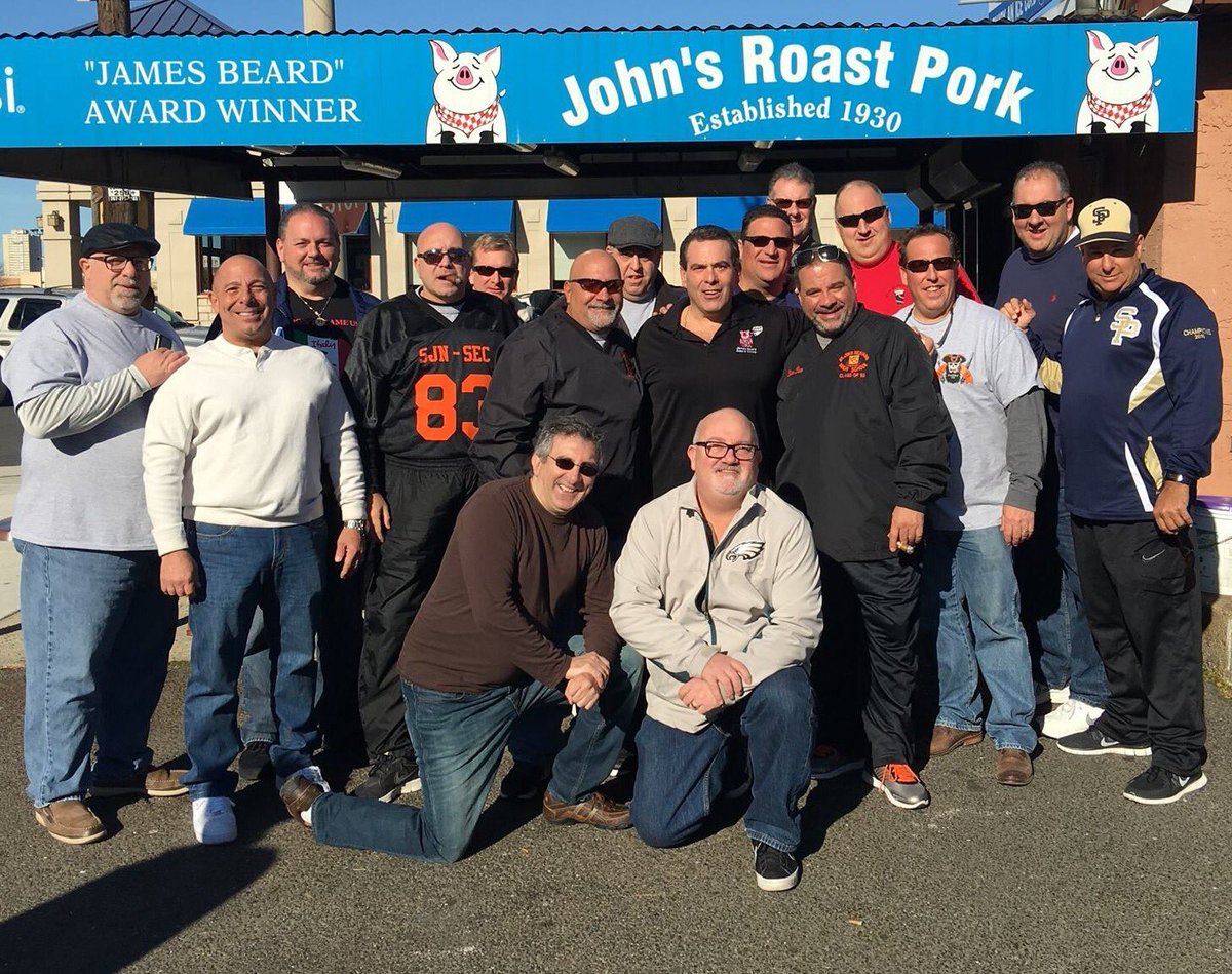 SaturdayEatClub's tweet photo. The boys at #JohnsRoastPork this past Saturday. #GreatFriends #GreatEats https://t.co/74buwb9HhX