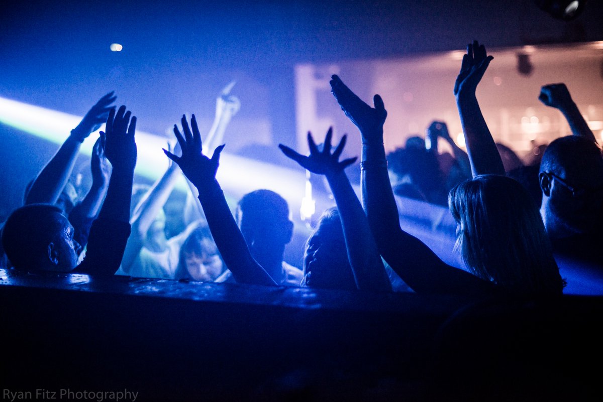 two_dogs2's tweet photo. Full album & updated blog from Saturday with @MicronClub #Manchester
with AME & @magda_music #Liverpool #clubbing
https://t.co/hzuTj9mnF6 https://t.co/lCJ4ZgyT95