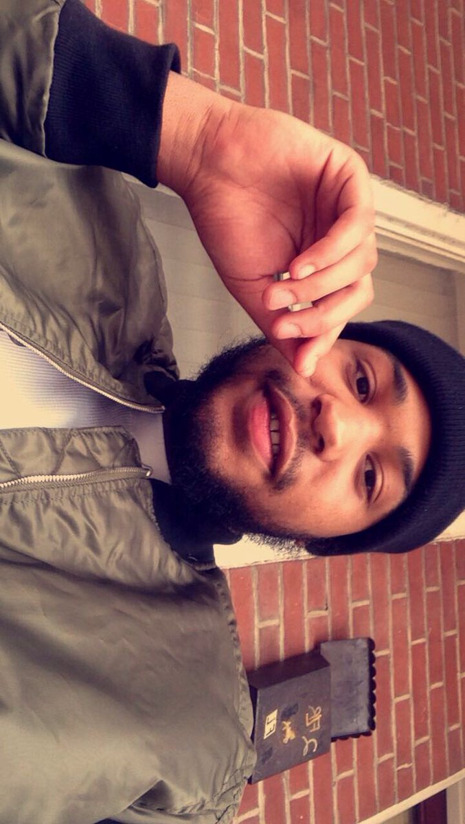 Almighty_Wazzy's tweet image. 💵