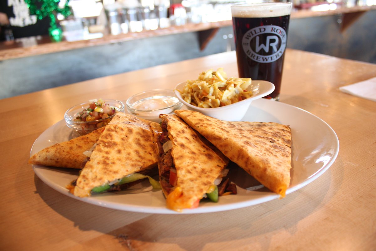 #Monday after a #LongWeekend is the worst, treat yourself to some BBQ choose between Brisket, Pulled Pork on our quesadillas! #BBQ #YYC