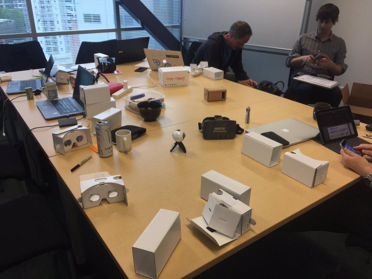 vnarayan's tweet image. #mesh360 oh look at the mess #vrworkshop