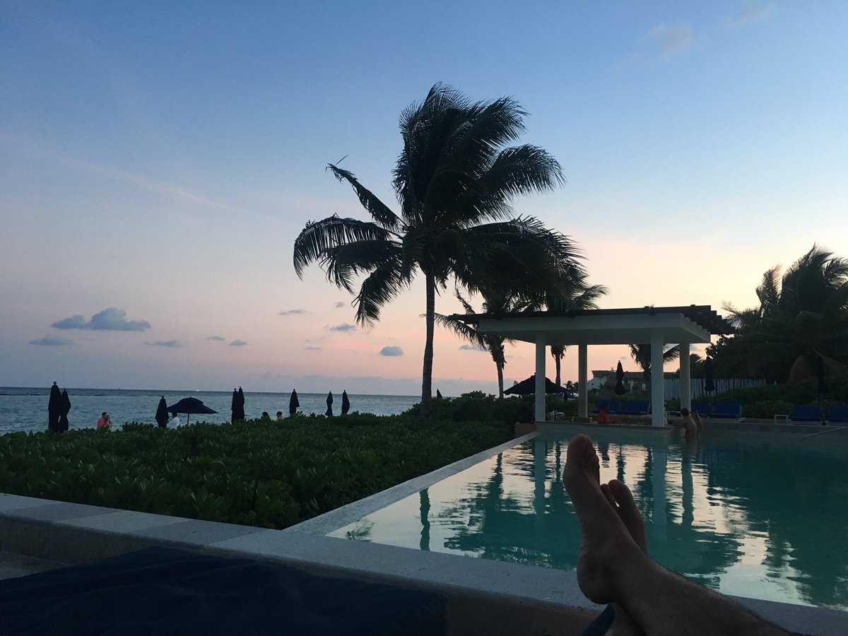 shalomrojas72's tweet photo. Así terminaron mis días en @BT_Mayakoba #TheRolexWay https://t.co/TCbGuPpYr1