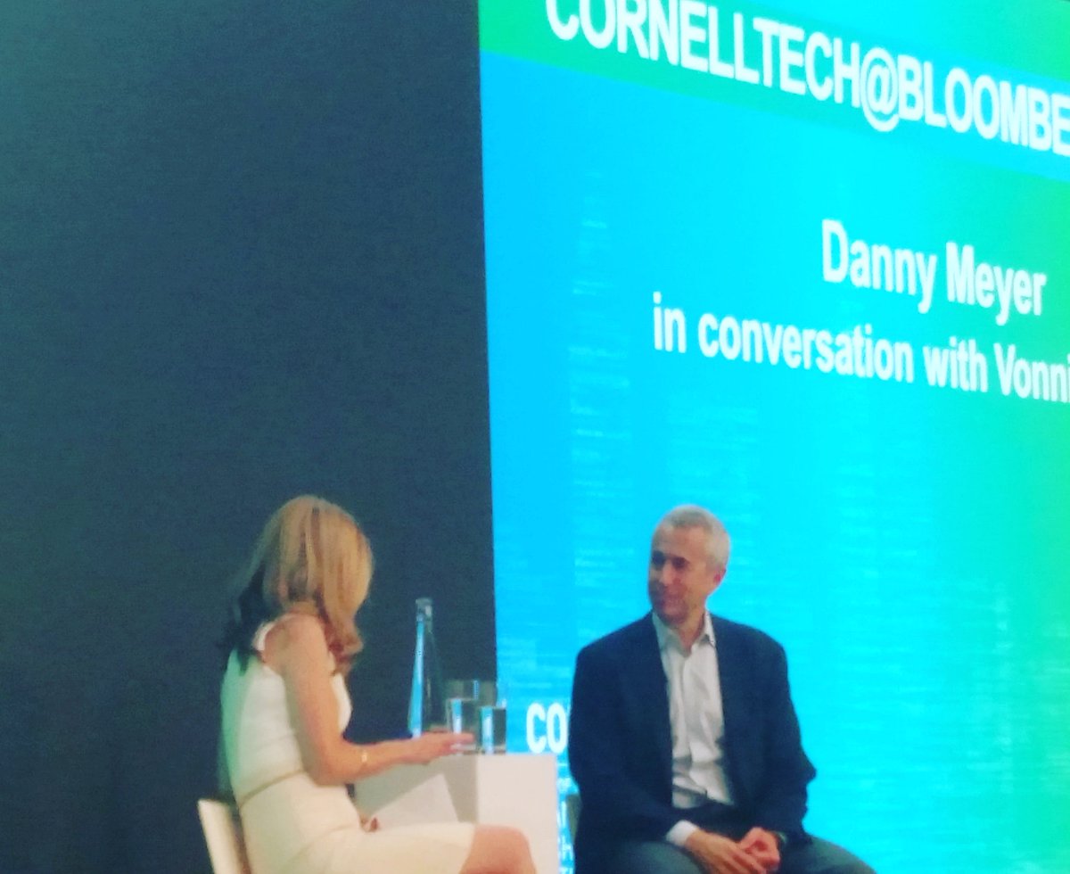SEOVabMedia's tweet image. Restauranteur #dannymeyer talking at #ctechbbg @TechAtBloomberg @vabdigi