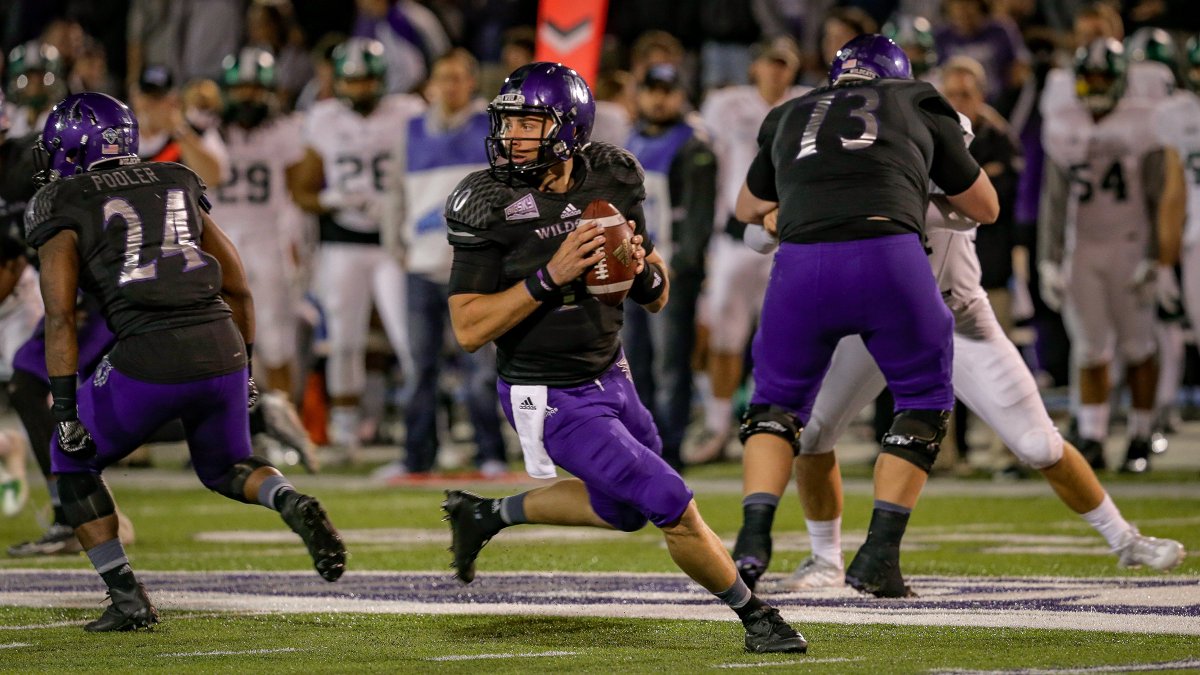 Weber State Football ๐ (@weberstatefb) on Twitter photo WSU's Jadrian Clark <a href="/onewayjay10/">Jadrian Clark</a> has become the third player in Weber State history to reach 6,000 yards of total offense. #WeAreWeber WSU's Jadrian Clark <a href="/onewayjay10/">Jadrian Clark</a> has become the third player in Weber State history to reach 6,000 yards of total offense. #WeAreWeber