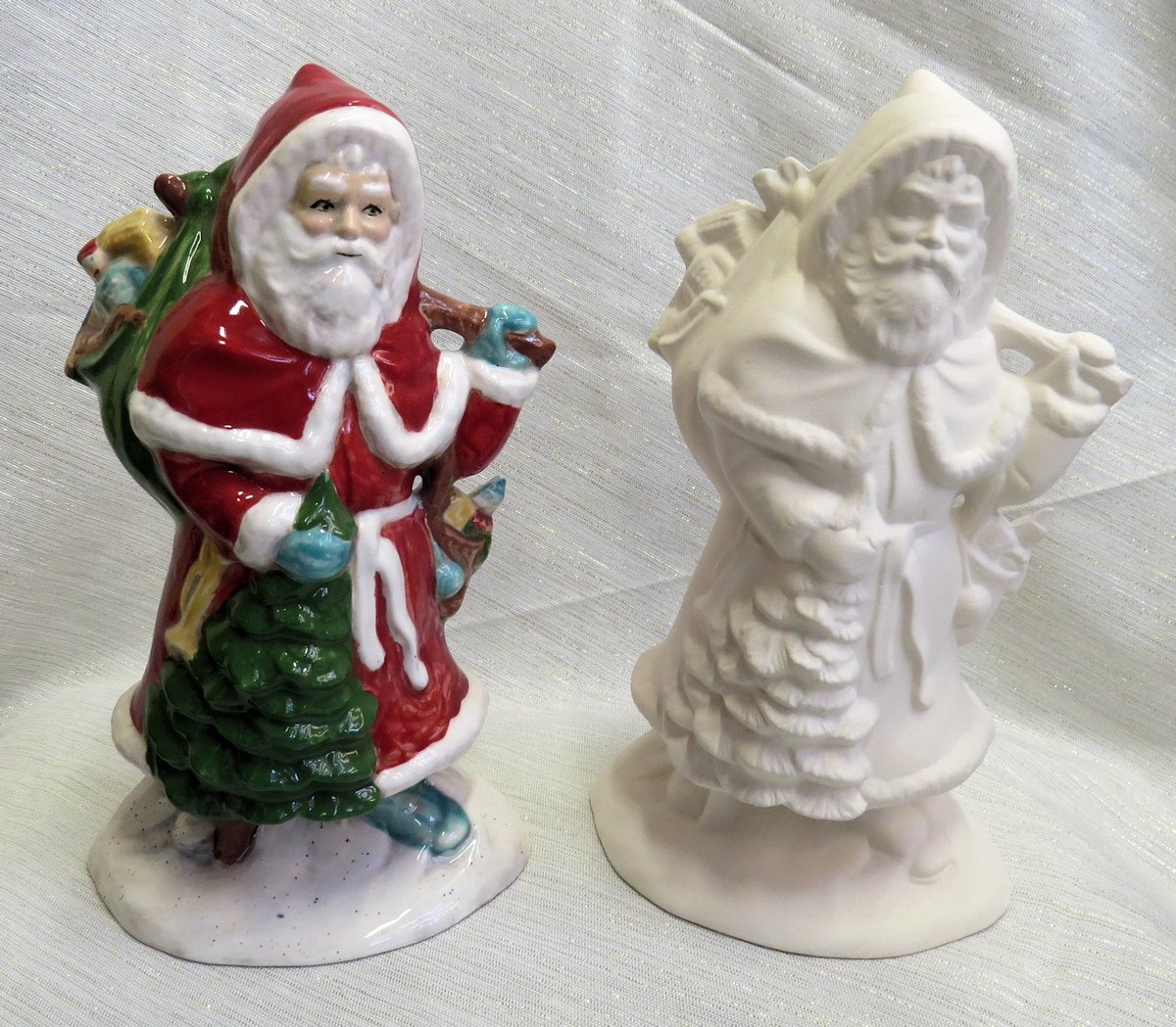 ArtClayStudio's tweet photo. Christmas is coming! #ArtAndClayStudio #Christmas #holidays #paint #pottery #art #fun #santa https://t.co/n8CX4vuPEy