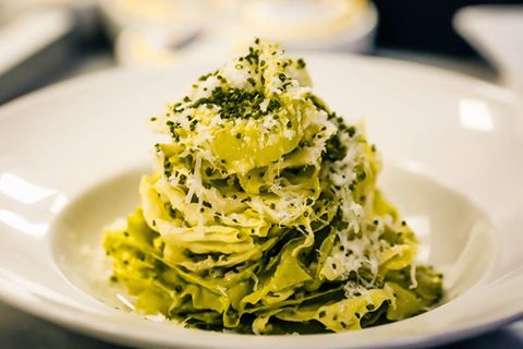 French elegance never goes out of style… 🇫🇷 #SaladeBagatelle: butter-leaf, Parmesan, fine herbes, house vinaigrette. #BagatelleDubai