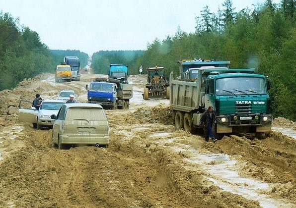 Левада Центр: 
76% россиян считают Россию великой державой.