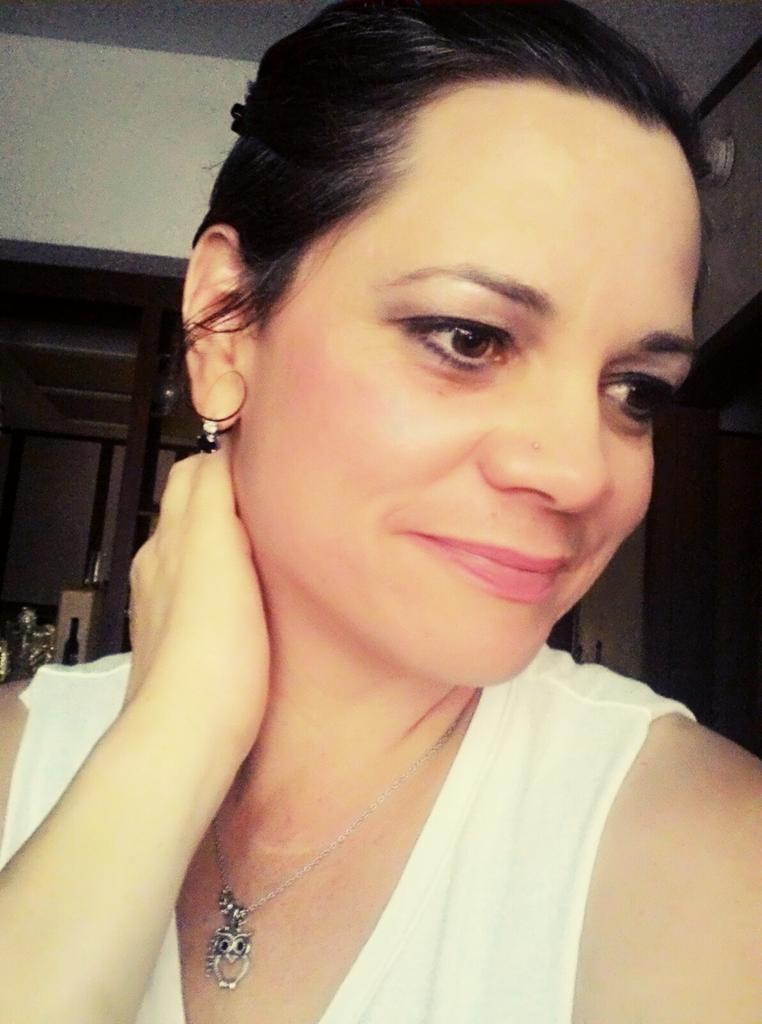 AngelaRNorton's tweet photo. #Hello yall Hope u all have a wonderful night! Love comes from the inside but u have to release the love to others. https://t.co/jhLhIqIOne